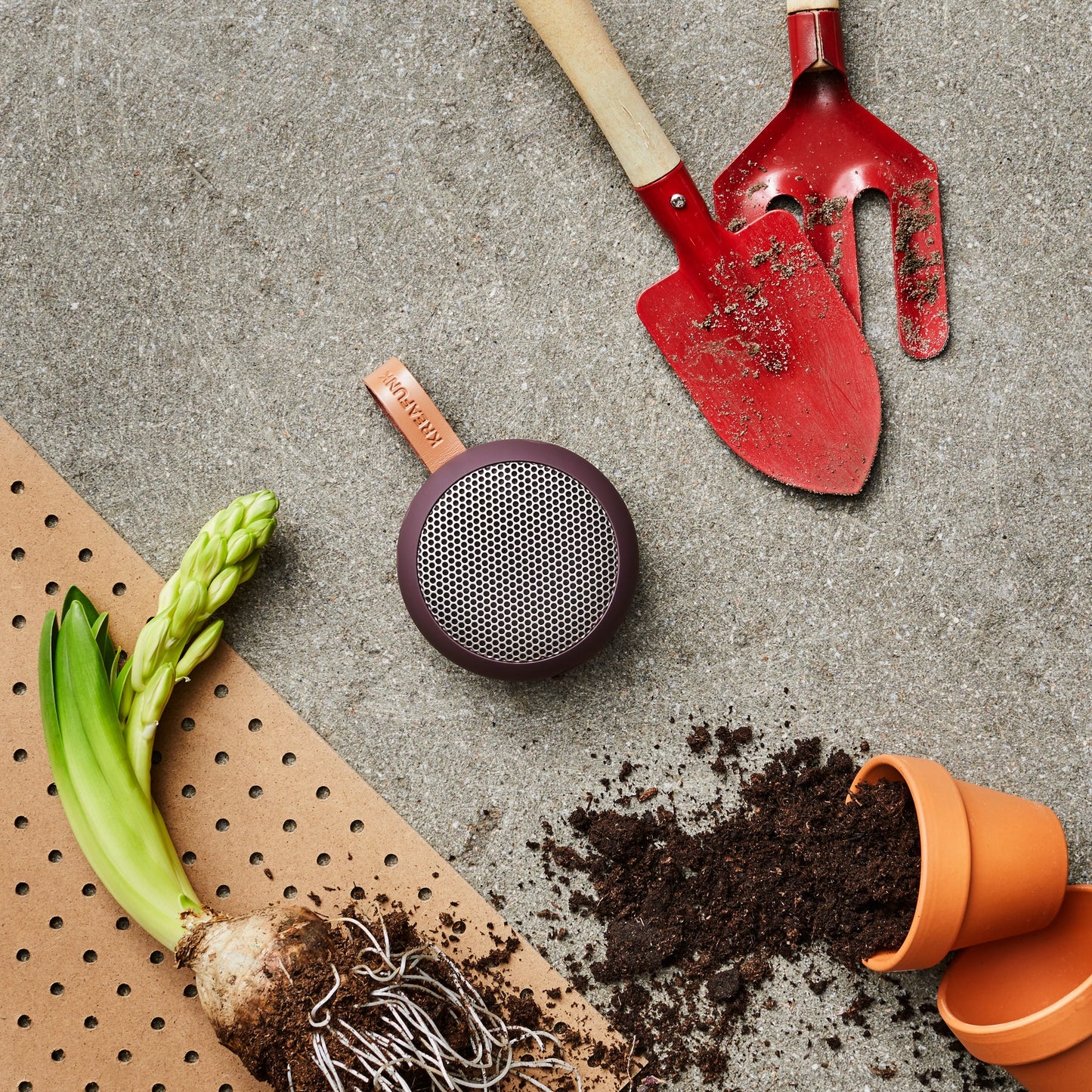 aGO 2 Bluetooth speaker Urban Plum - Kreafunk