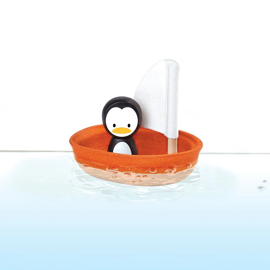 Sailing boat penguin - plantoys