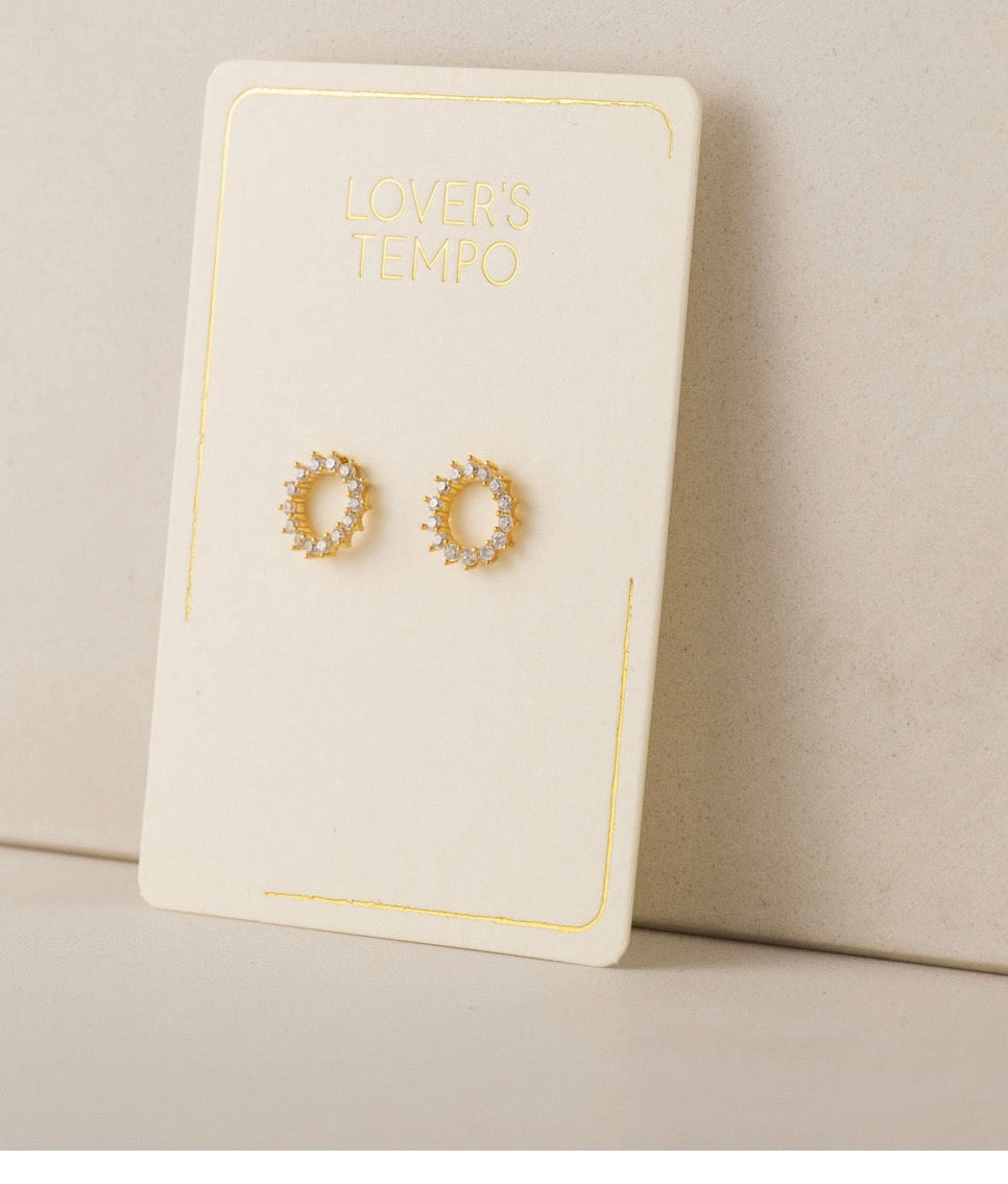 Halo stud gold