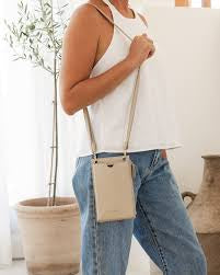 Suki phone bag almond - Louenhide