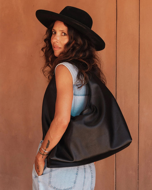 Monaco shoulder bag black - Louenhide
